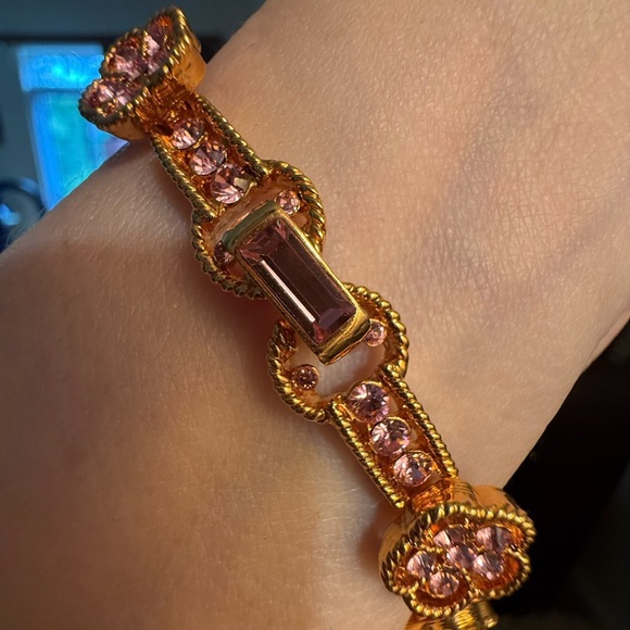 Vintage Gold-Tone Pink Rhinestone Bracelet • Unsigned • Rope-Link Statement - Picture 4 of 4